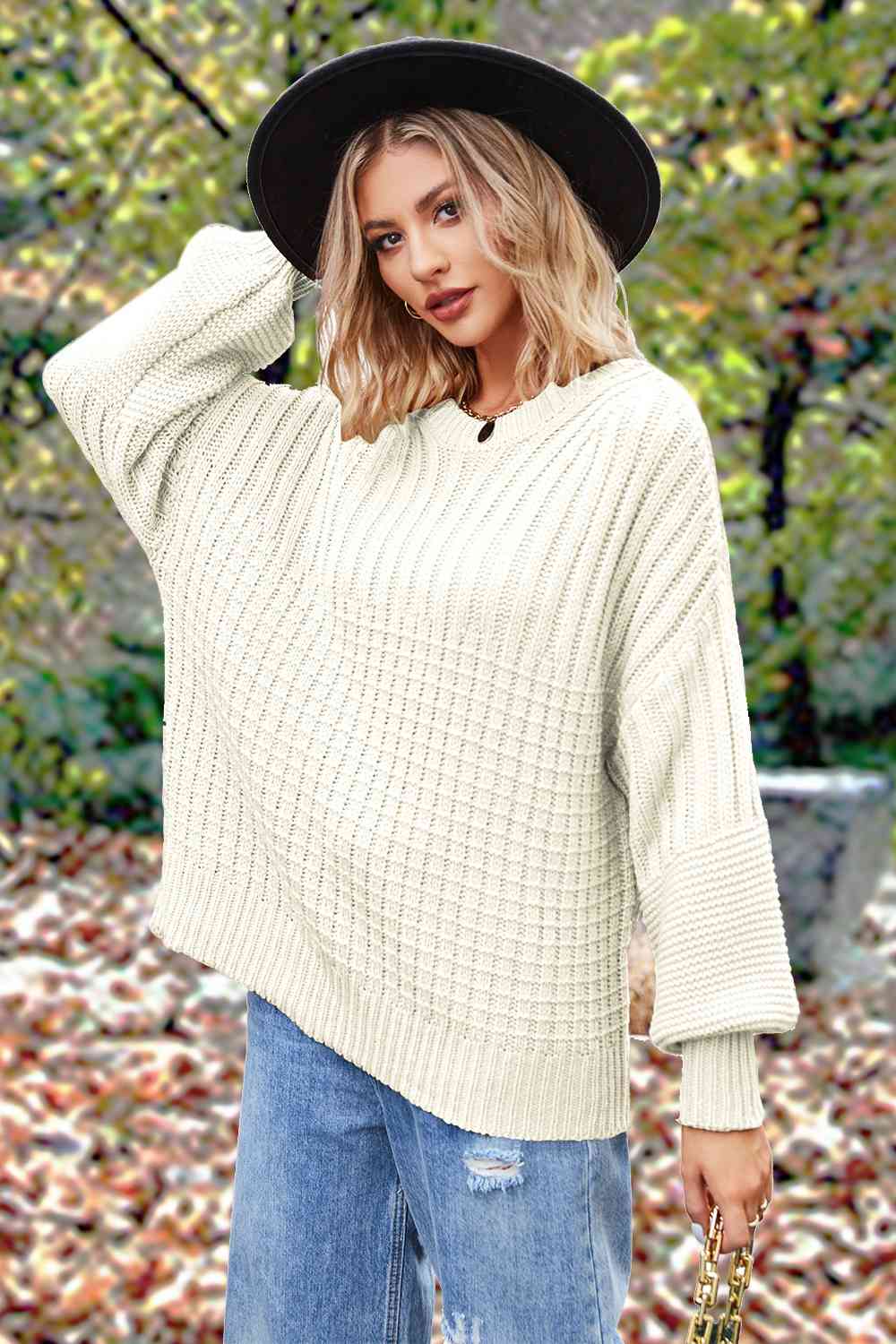 Kamila - Sweater with Round Neck
