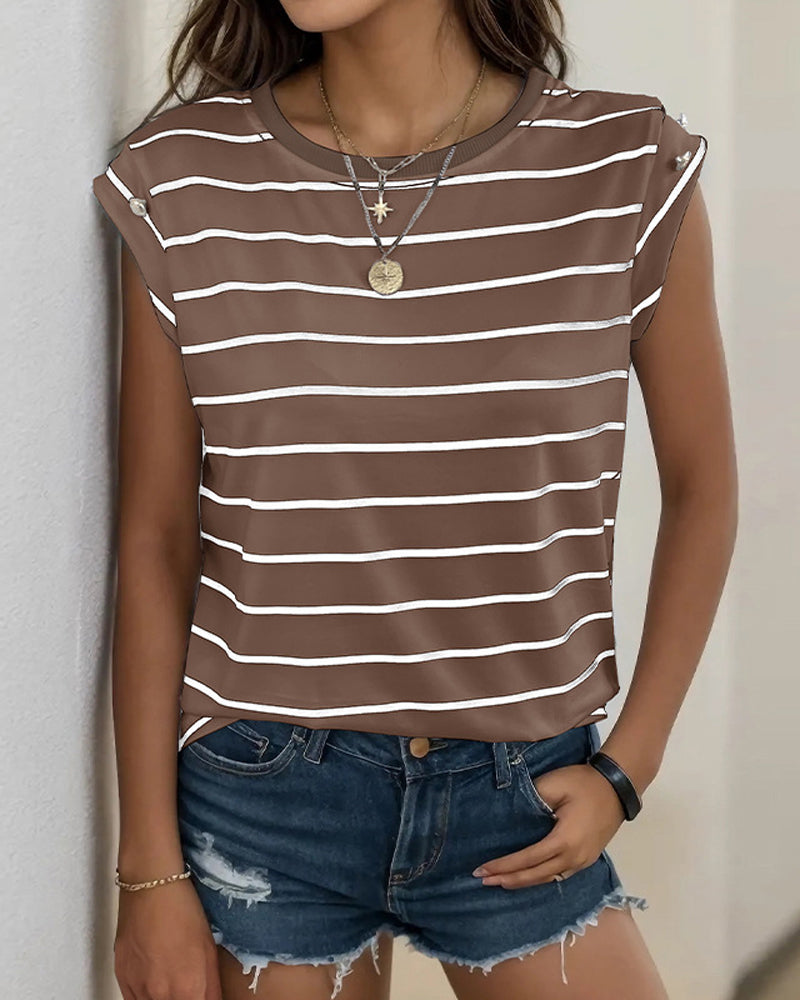 Ameby - Sleeveless and Striped Pattern T-Shirt