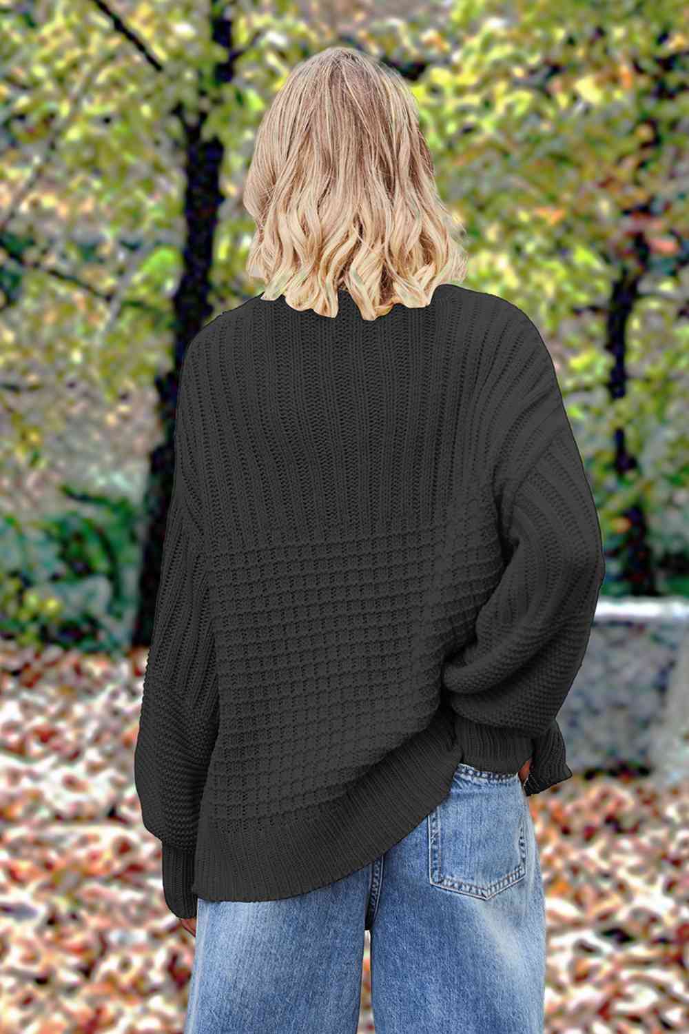 Kamila - Sweater with Round Neck