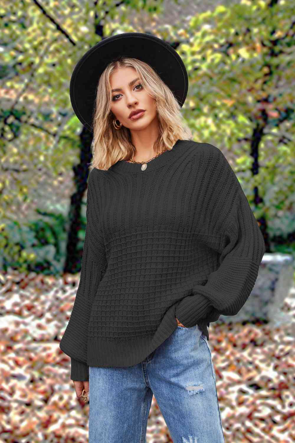 Kamila - Sweater with Round Neck