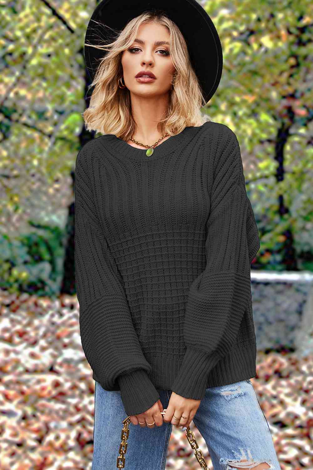 Kamila - Sweater with Round Neck