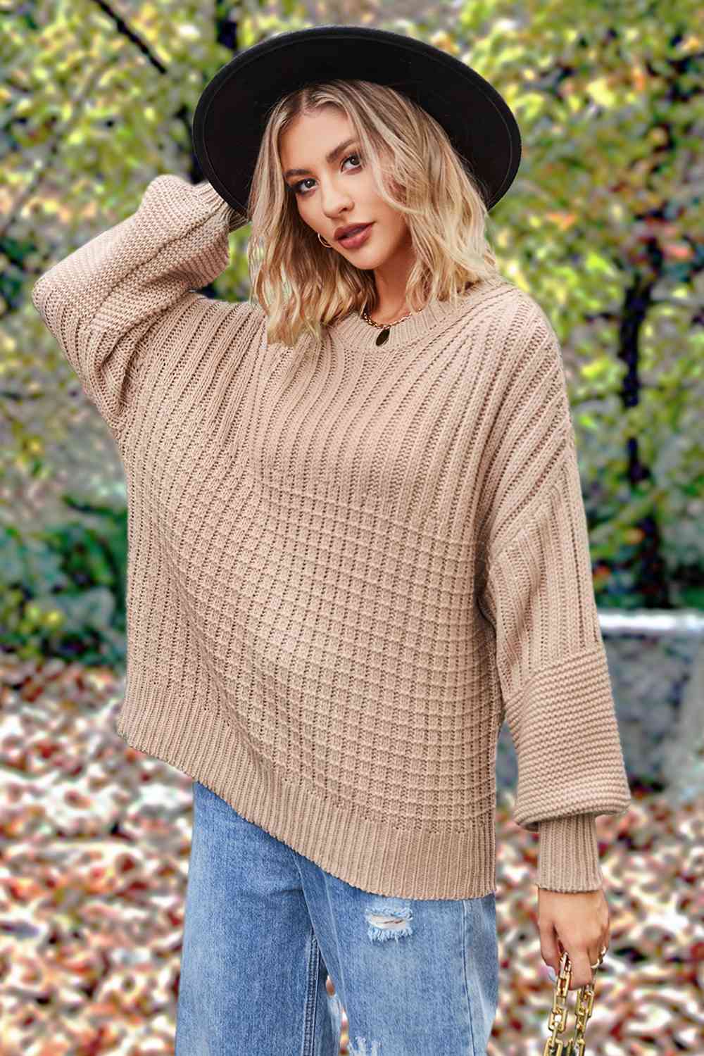 Kamila - Sweater with Round Neck