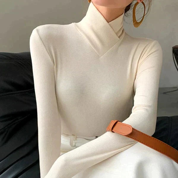 CIoe - Elegant Turtleneck